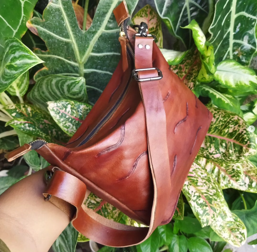 Tas Kulit Klasik